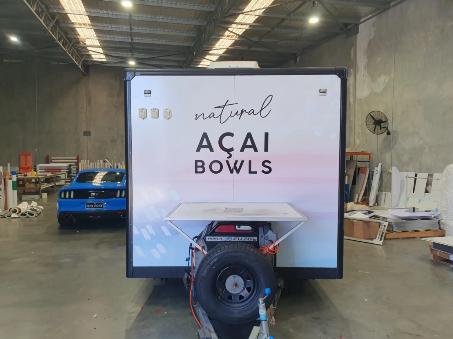 Vinyl Lettering & Decals